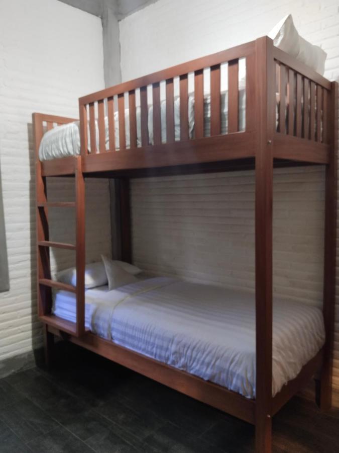 Inn House Homestay Dadapan Экстерьер фото