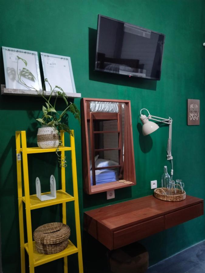 Inn House Homestay Dadapan Экстерьер фото