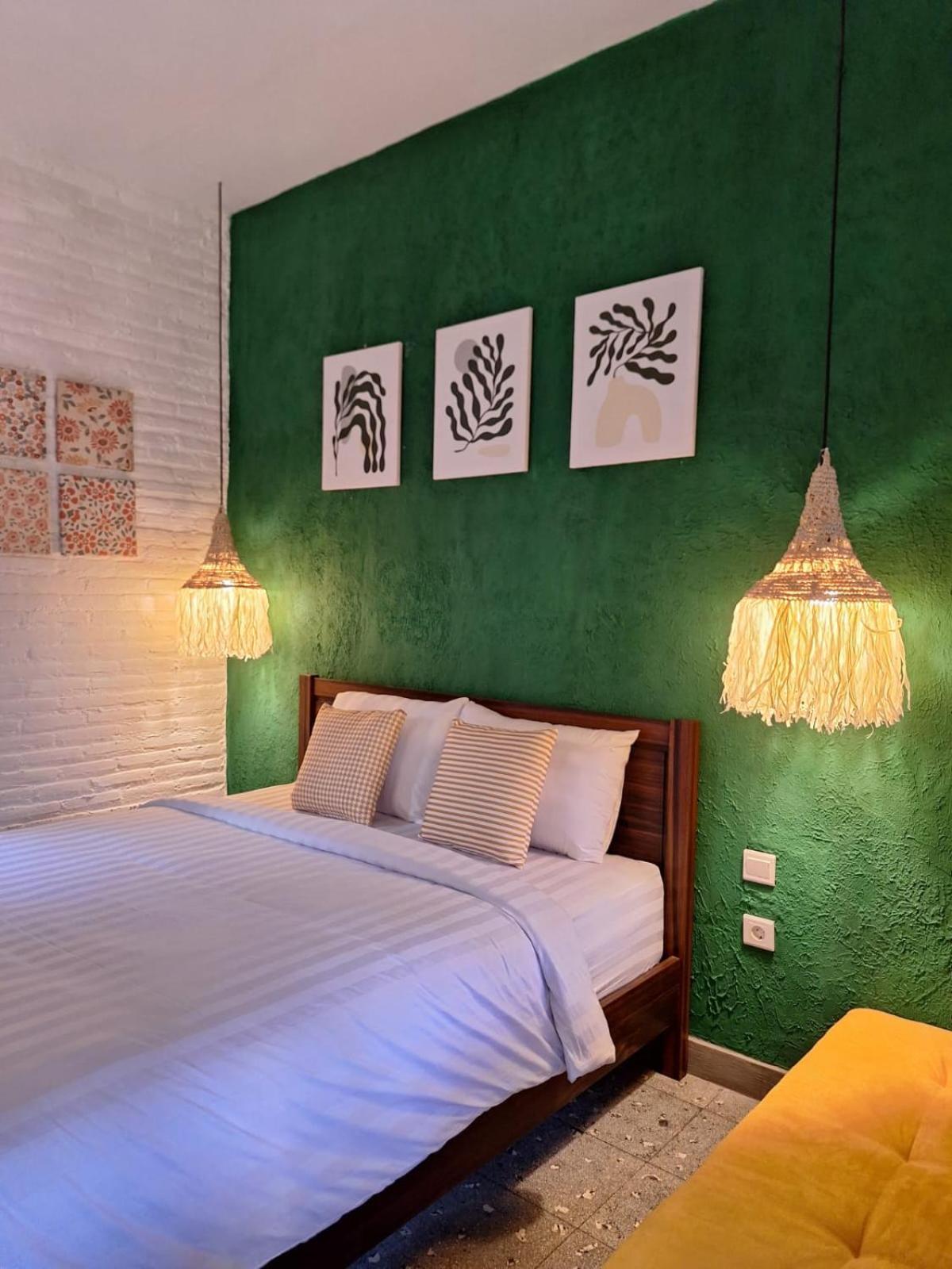 Inn House Homestay Dadapan Экстерьер фото