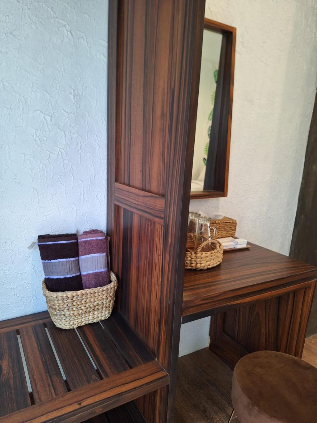 Inn House Homestay Dadapan Экстерьер фото